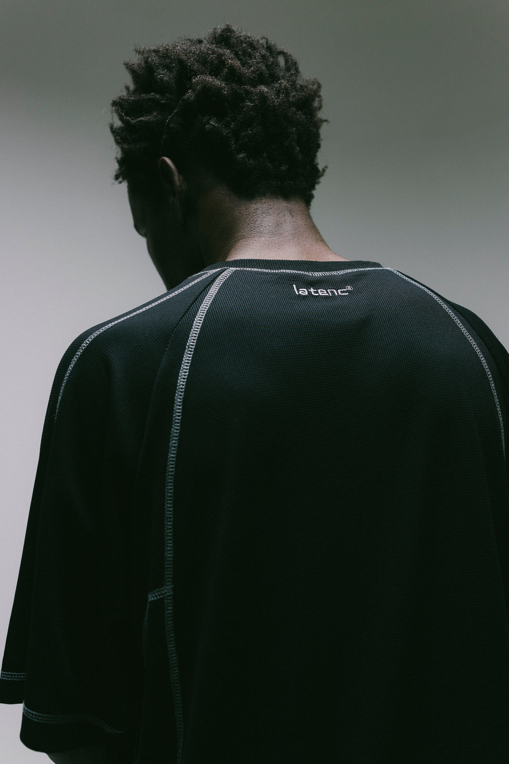 Seamline Mono Tee